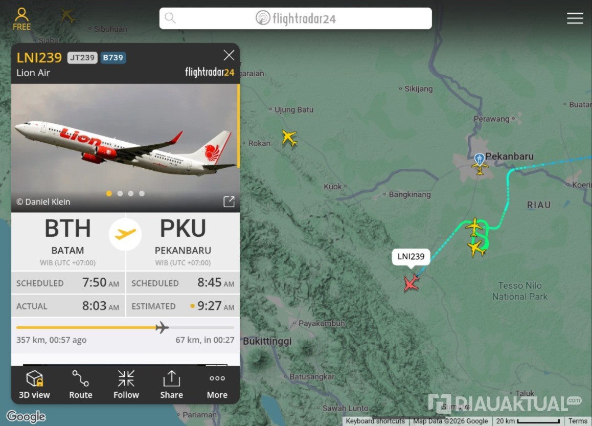 Jarak Pandang Terbatas, Tiga Penerbangan ke Pekanbaru Terganggu, Satu Dialihkan ke Padang