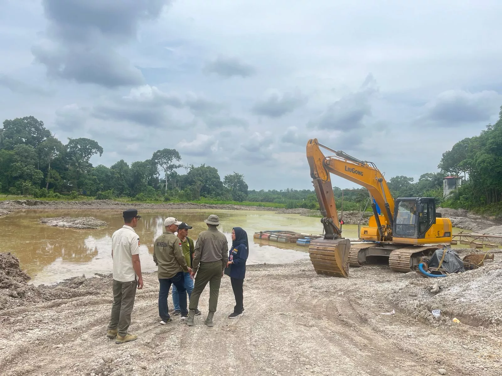 Sidak Galian C Ilegal di Kabupaten Kampar, Pemprov Riau Segel Lahan PT Azul Akona Kreasindo