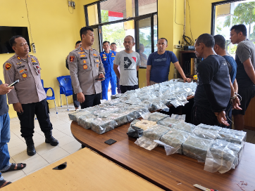 65 Bungkus Diduga Sabu dari Malaysia Digagalkan di Bengkalis, 3 Orang Diamankan