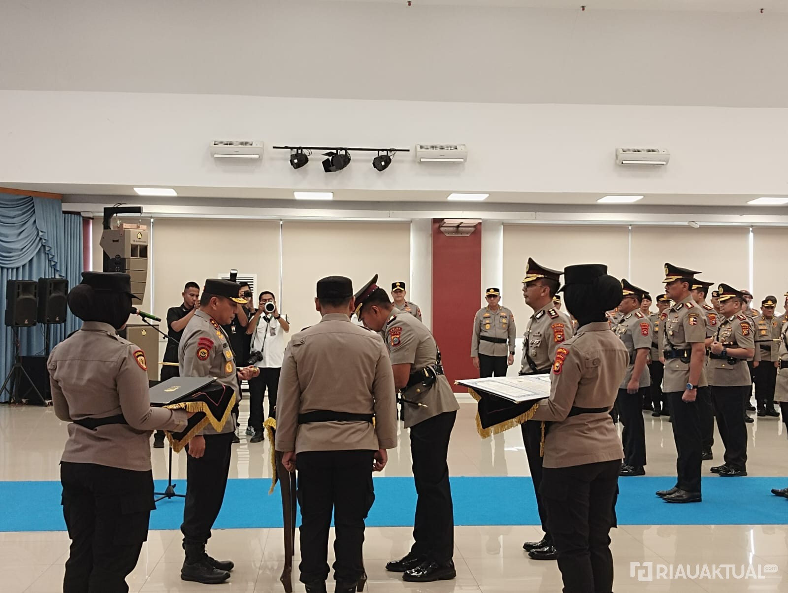 Mutasi Polri di Riau, Empat Kapolres dan Dua Pejabat Utama Resmi Berganti