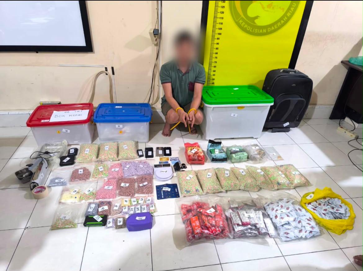  Gudang Narkoba di Pekanbaru Digerebek, Polisi Sita 4 Kg Sabu dan Puluhan Ribu Ekstasi